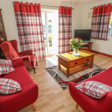 Broadford Farm Bungalow Kidwelly Екстер'єр фото