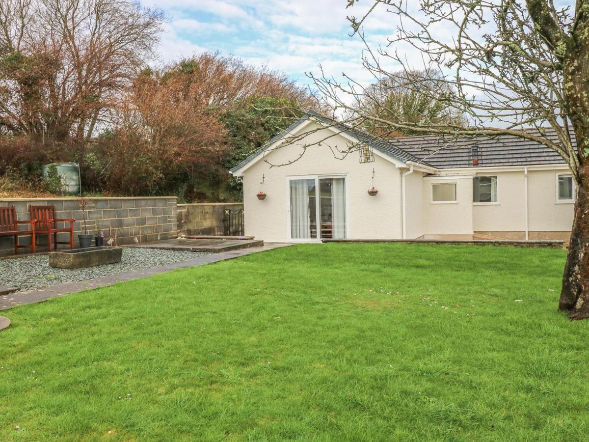 Broadford Farm Bungalow Kidwelly Екстер'єр фото